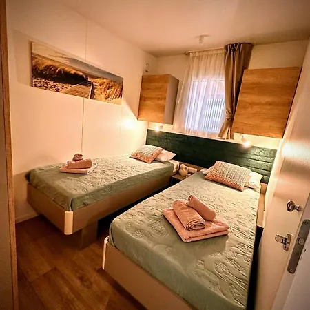 Mobile Tasha Tatil parkı