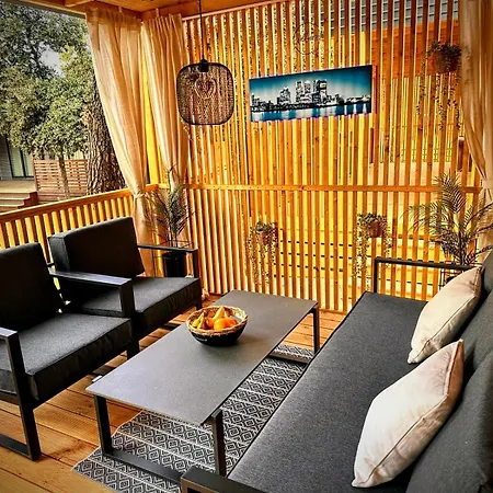 Mobile Tasha Tatil parkı *